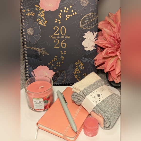 2026 Floral Planner Gift Set - Picture 9 of 9